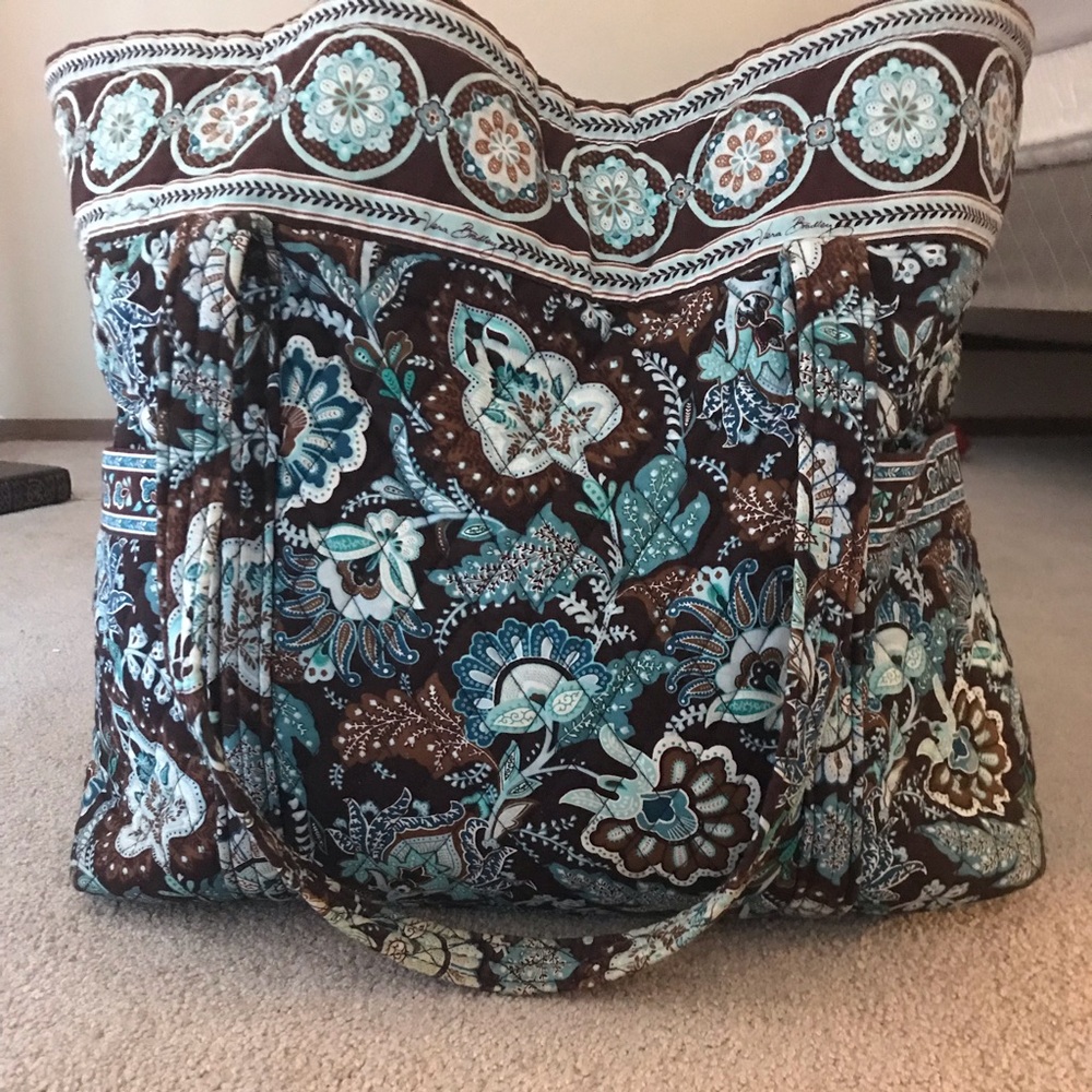 Large tote